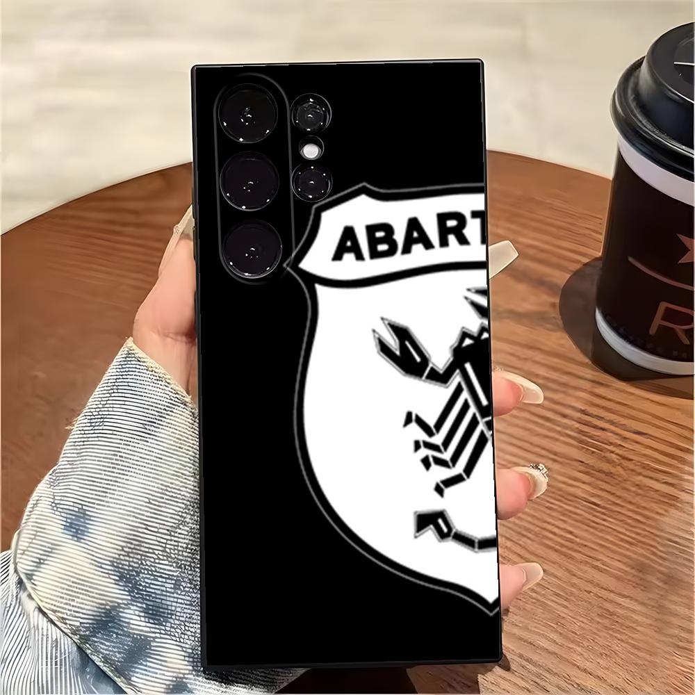 FIAT A-ABARTHes Italy  Phone C - Samsung Galaxy S24 recension och pris